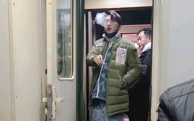 火车可以抽烟吗